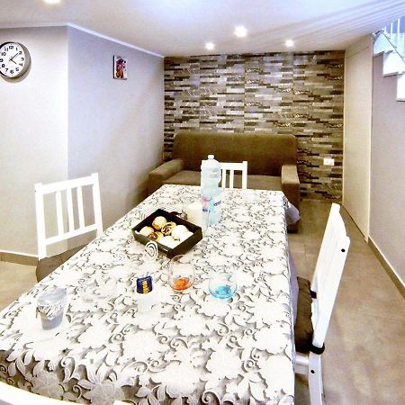 דירות נאפולי La Casa Di Helena מראה חיצוני תמונה