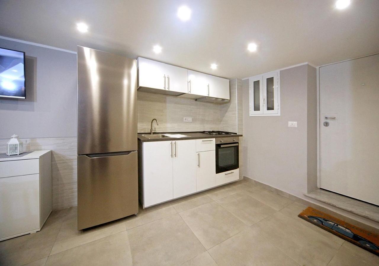 דירות נאפולי La Casa Di Helena מראה חיצוני תמונה